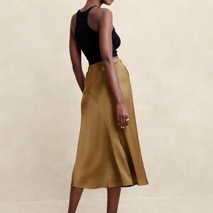 Banana Republic Hammered Satin Midi Slip Skirt in bronze size Med